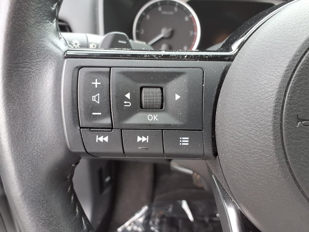 Used 2023 Nissan Rogue SL w/ SL Premium Package AWD/4WD image 7