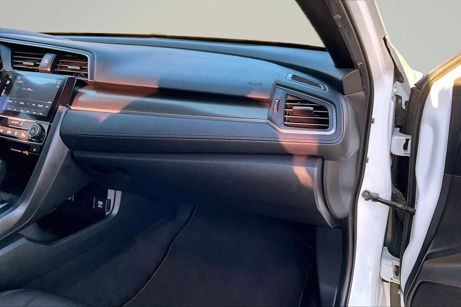 Used 2018 Honda Civic EX image 24