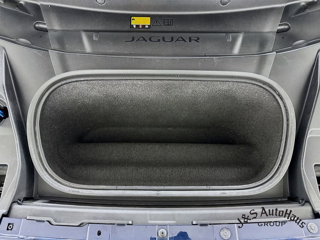 Used 2023 Jaguar I-PACE HSE image 37