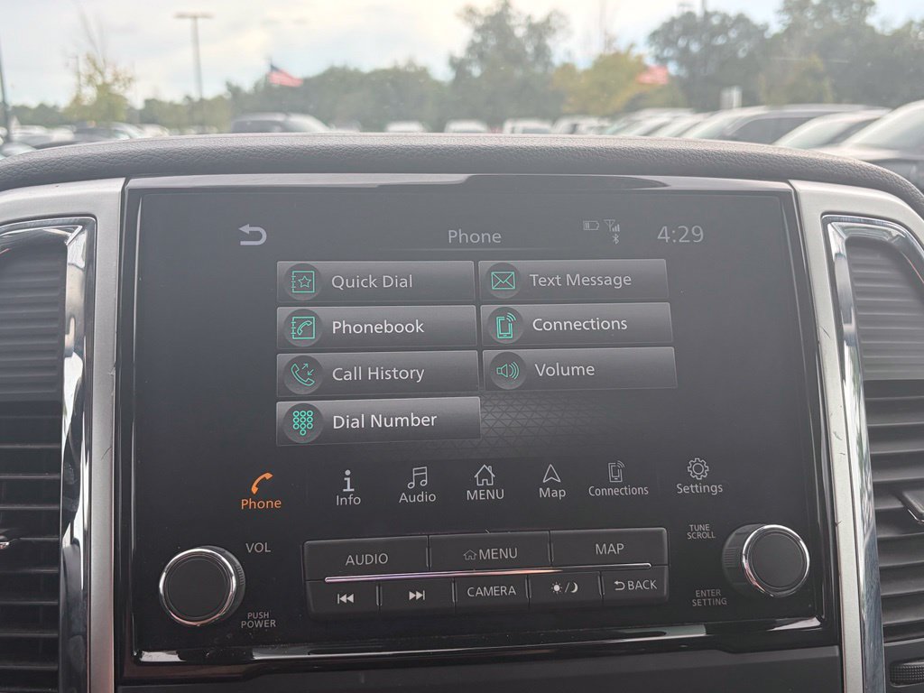 Used 2021 Nissan Titan SV w/ SV Convenience Package RWD image 29