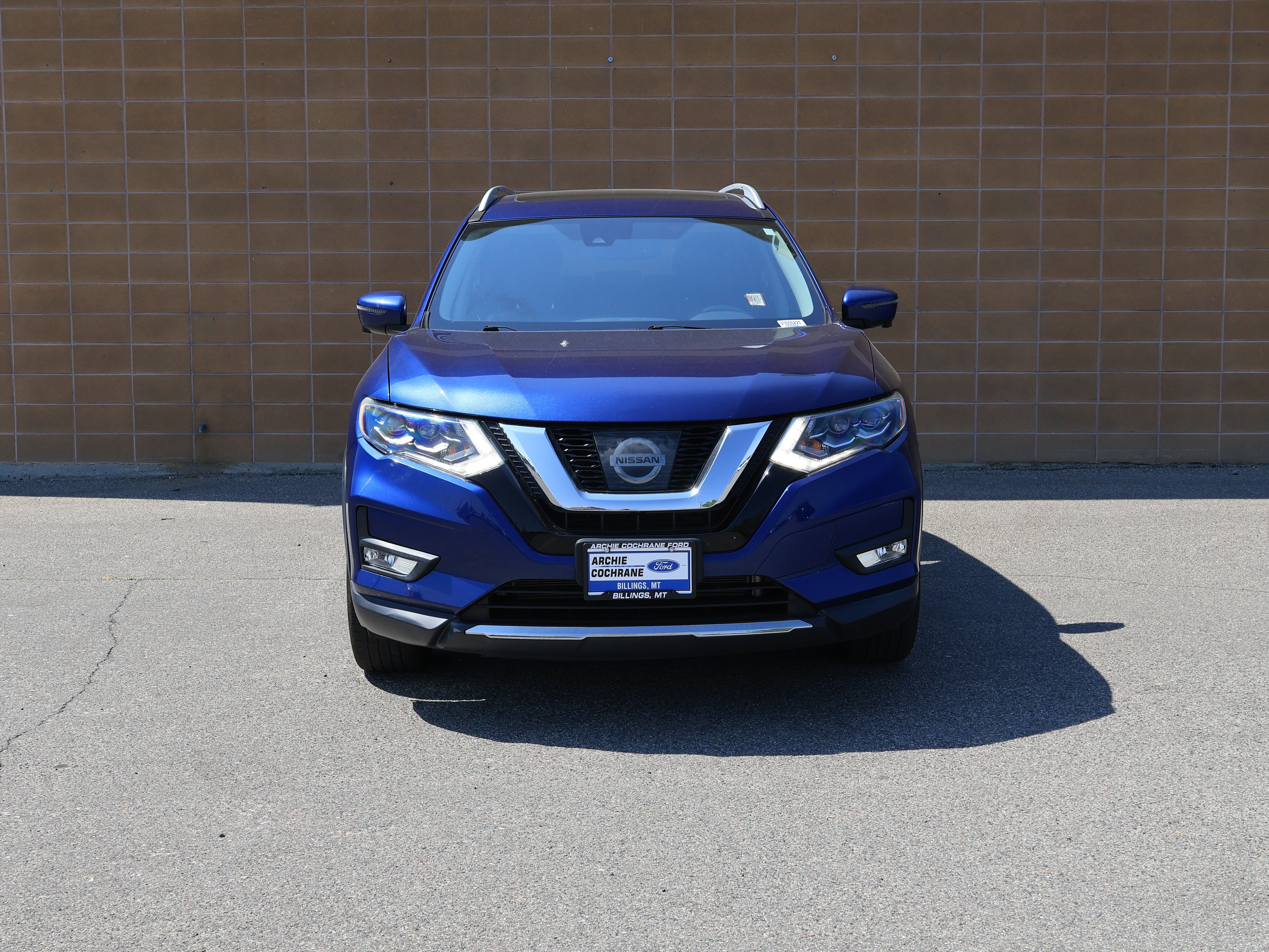 Used 2017 Nissan Rogue SL w/ SL Premium Package AWD/4WD image 2
