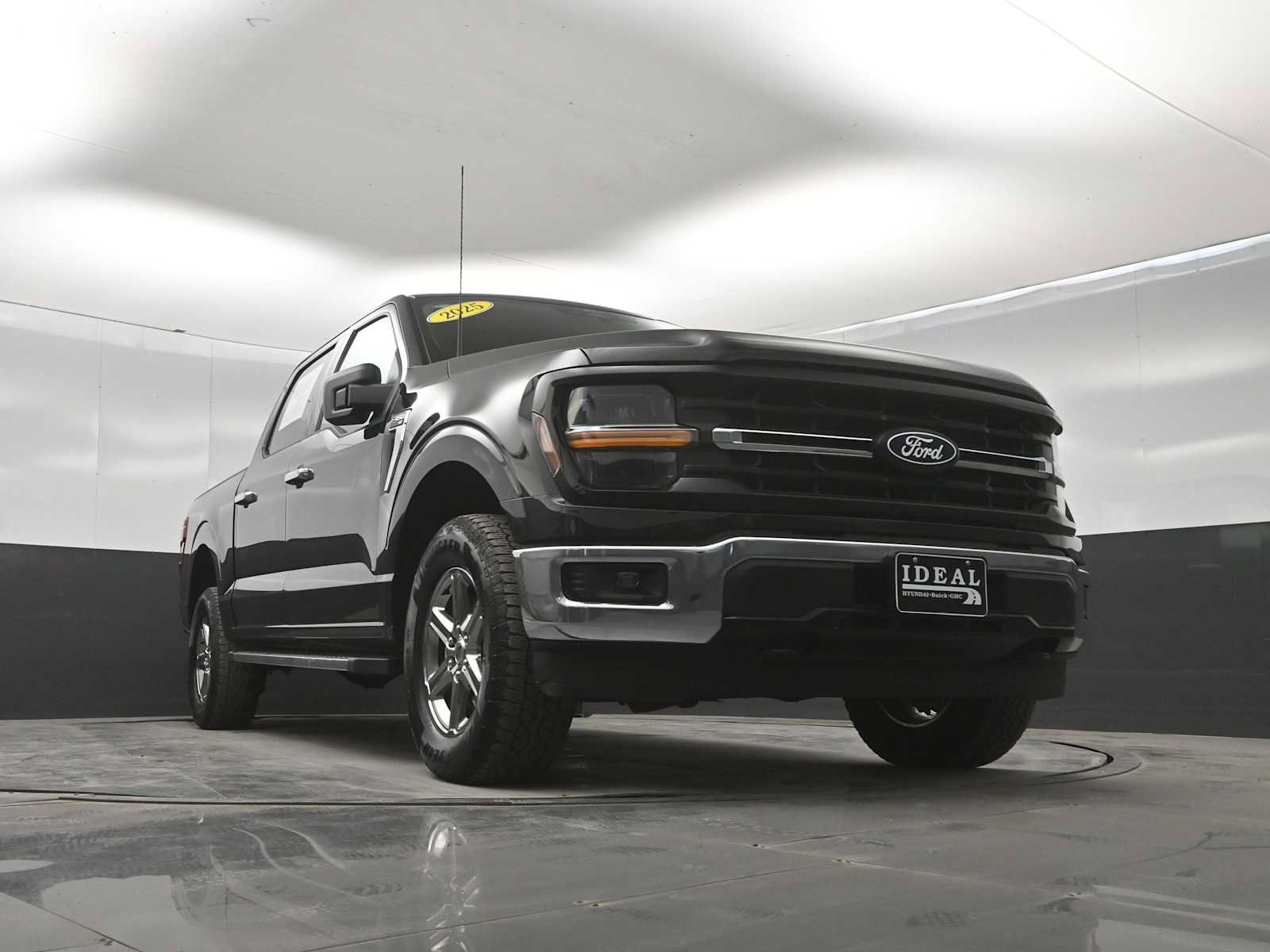 Used 2025 Ford F150 XLT w/ Equipment Group 301A Standard AWD/4WD image 37
