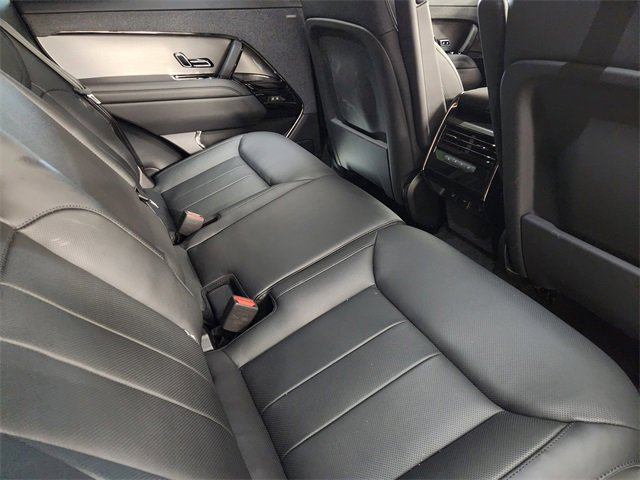 Used 2025 Land Rover Range Rover Sport SE image 31