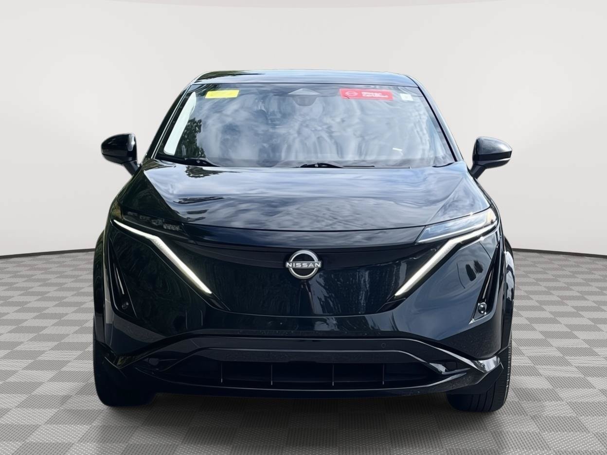 Used 2023 Nissan Ariya FWD image 2