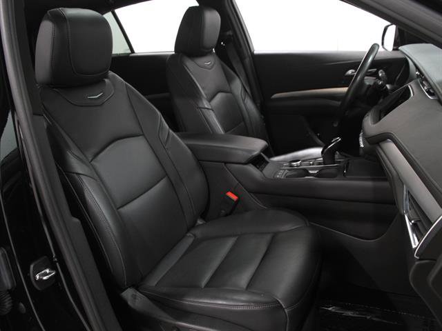Certified 2023 Cadillac XT4 Premium Luxury image 18