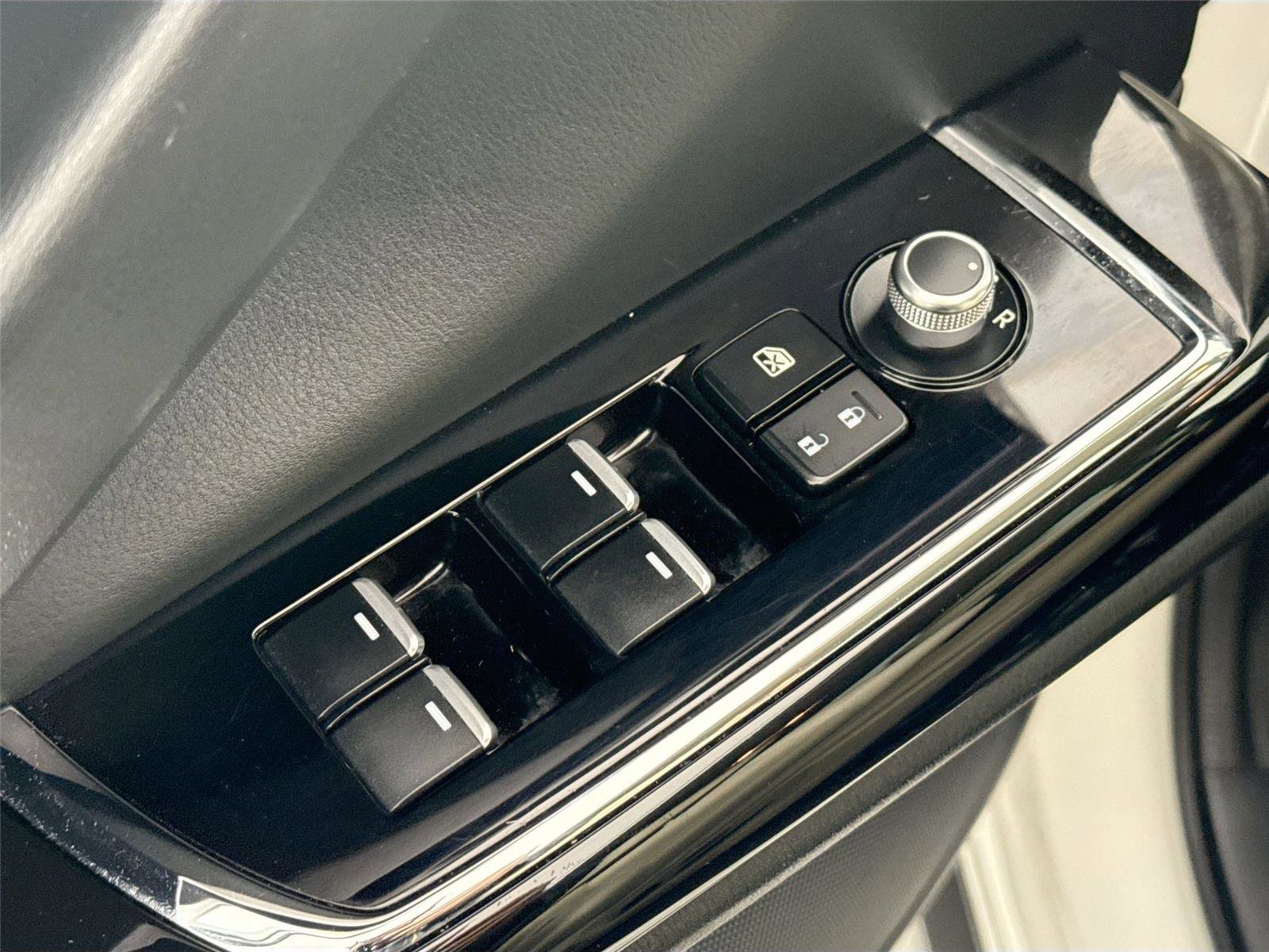 Used 2020 MAZDA CX-9 Touring image 29