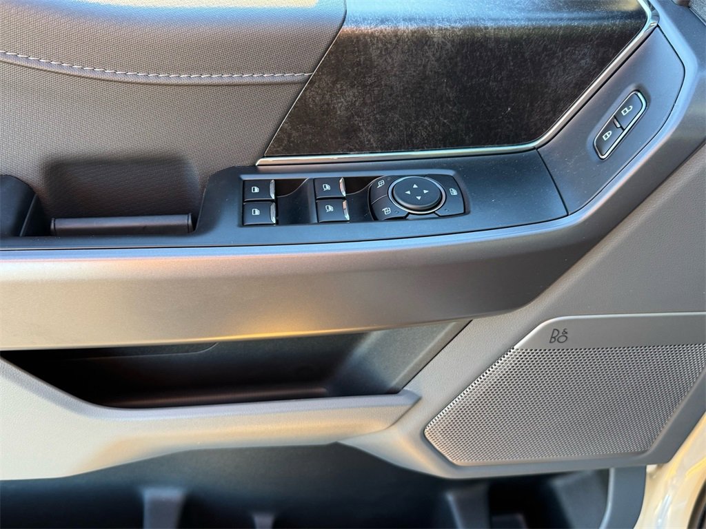 New 2025 Ford F150 Lightning Flash image 9