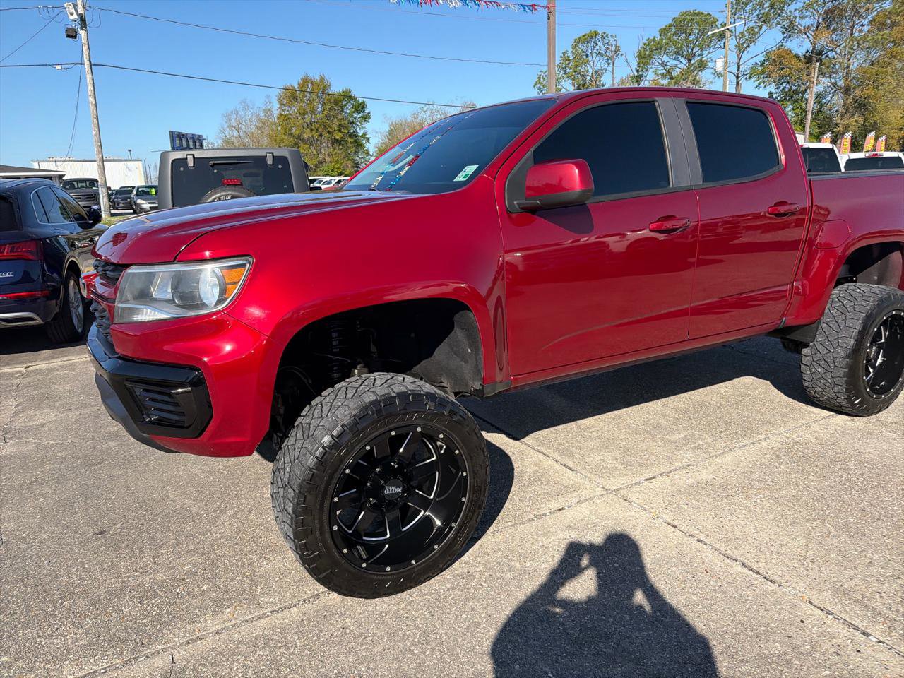 Used 2021 Chevrolet Colorado LT AWD/4WD image 3