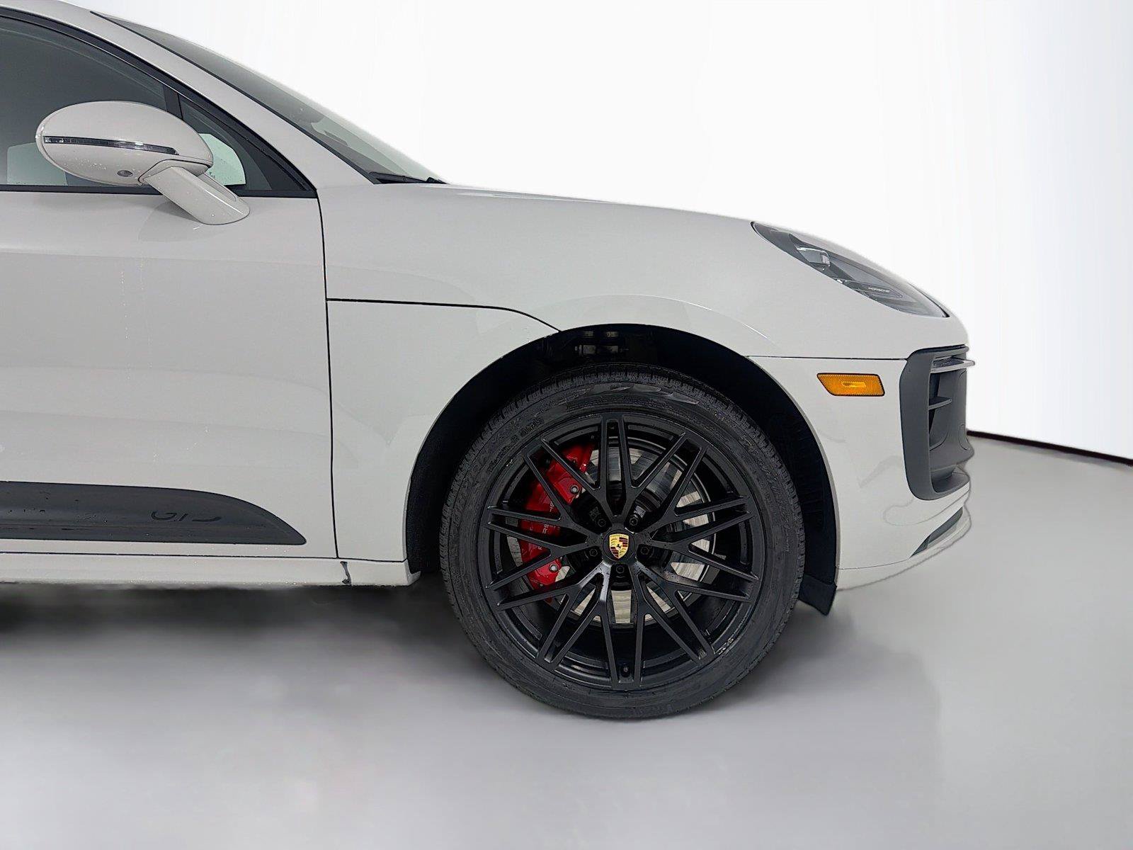 Certified 2023 Porsche Macan GTS AWD/4WD image 29