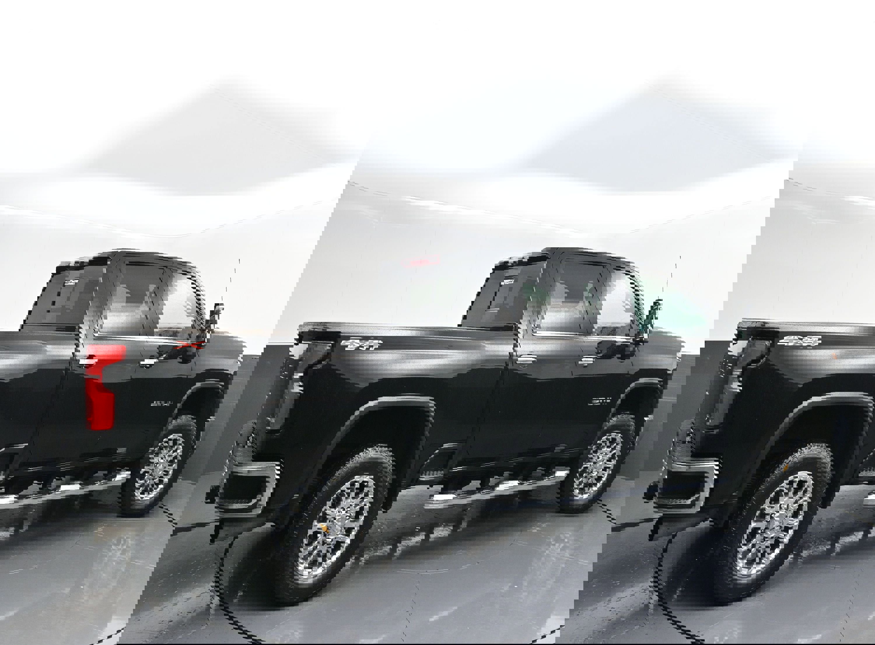 Certified 2025 Chevrolet Silverado 2500 LTZ w/ LTZ Convenience Package image 7