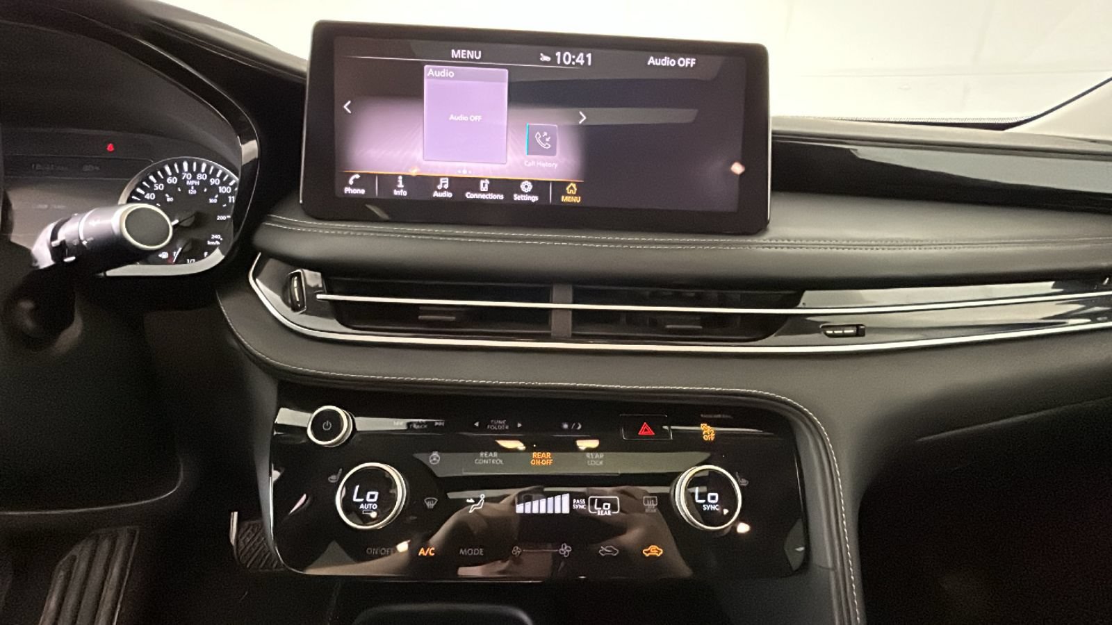 Used 2023 INFINITI QX60 Pure AWD/4WD image 25