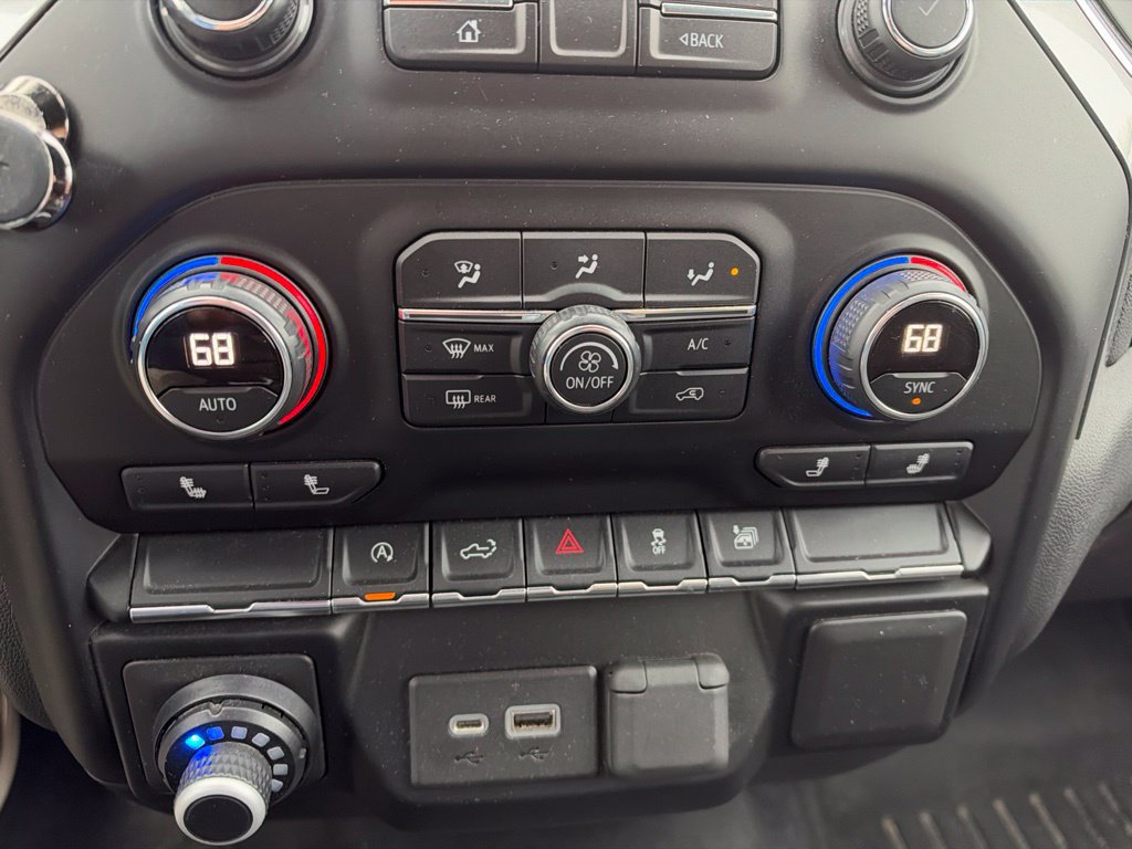 Used 2020 Chevrolet Silverado 1500 LT w/ All-Star Edition AWD/4WD image 21
