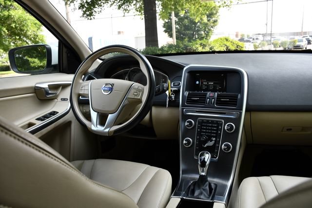 Used 2015 Volvo XC60 T5 Premier FWD image 19