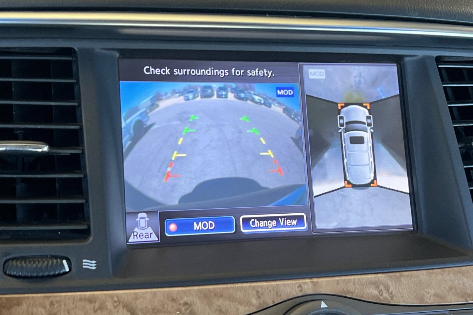 Used 2014 INFINITI QX80 4WD w/ Theater Package image 22