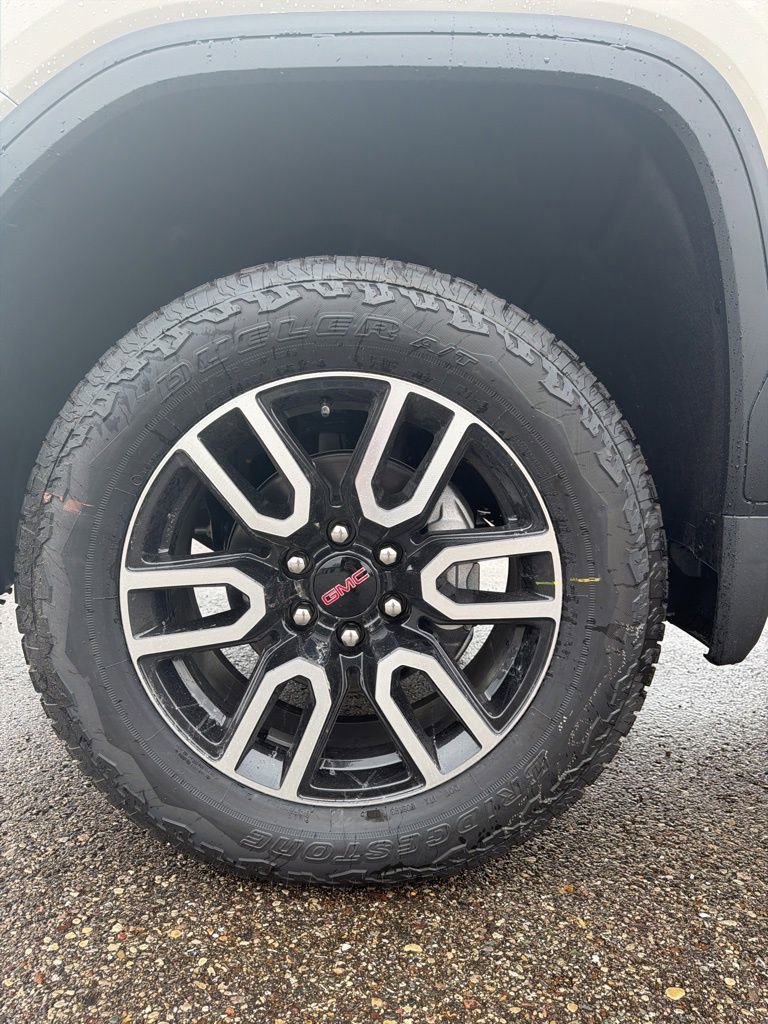 New 2026 GMC Sierra 1500 AT4 w/ LPO, Black Badging Package image 9