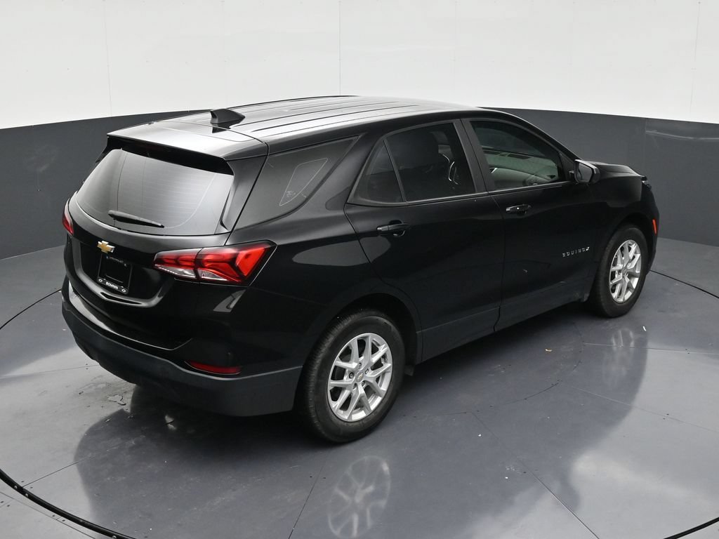 Used 2024 Chevrolet Equinox LS FWD image 15
