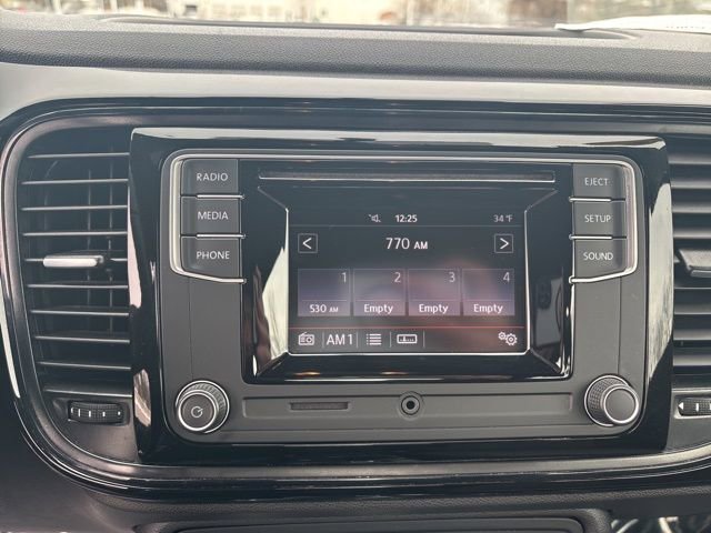 Used 2018 Volkswagen Beetle 2.0T S image 24