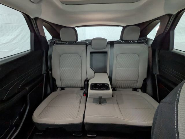 Certified 2022 Ford Escape SE w/ SE Sport Appearance Package image 18