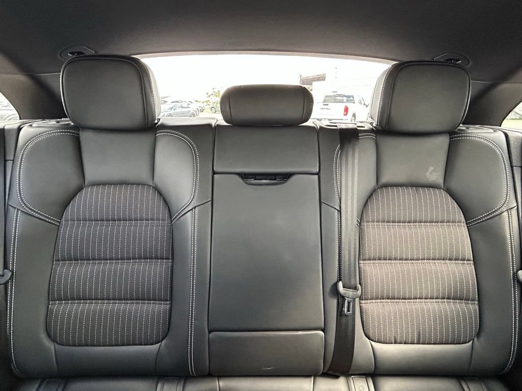 Used 2023 Porsche Macan Turbo AWD/4WD image 13