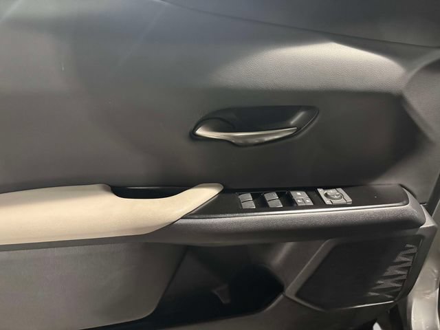 Used 2024 Lexus UX 250h F Sport AWD/4WD image 21