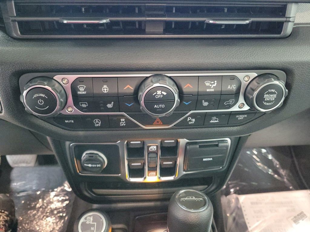 New 2025 Jeep Gladiator Sport image 26