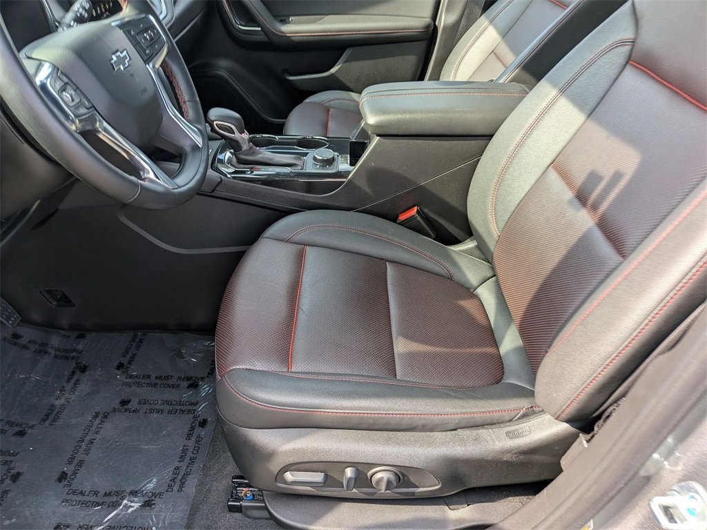 Used 2025 Chevrolet Blazer RS image 22