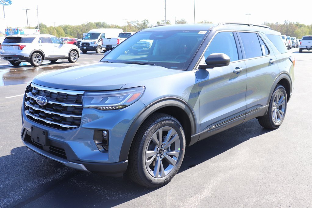 New 2026 Ford Explorer Active image 6