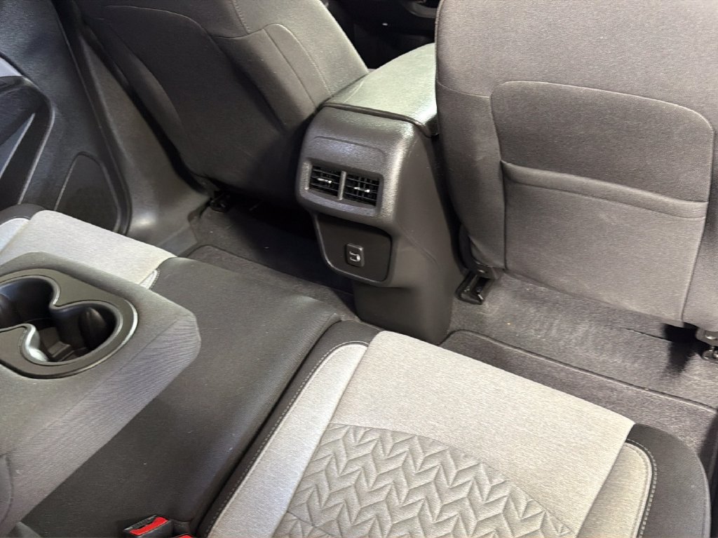 Used 2022 Chevrolet Equinox LT FWD image 31