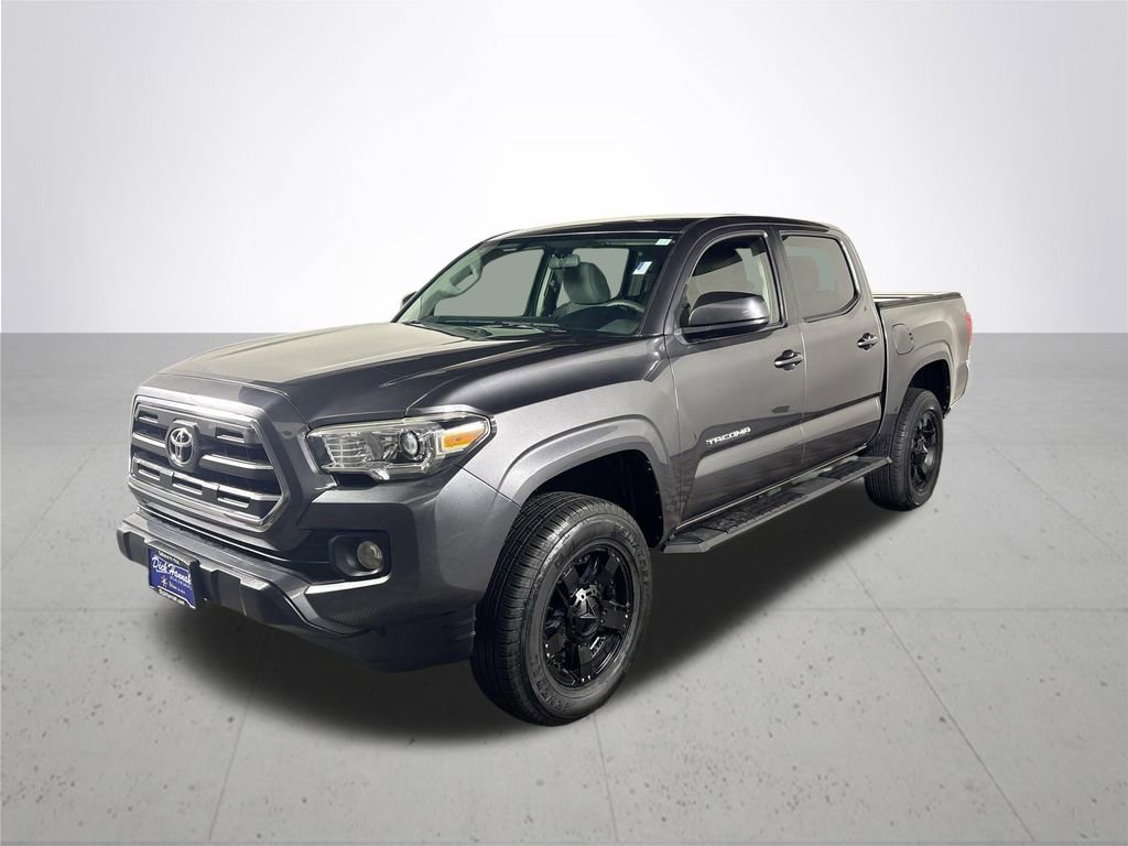 Used 2016 Toyota Tacoma SR5 image 2