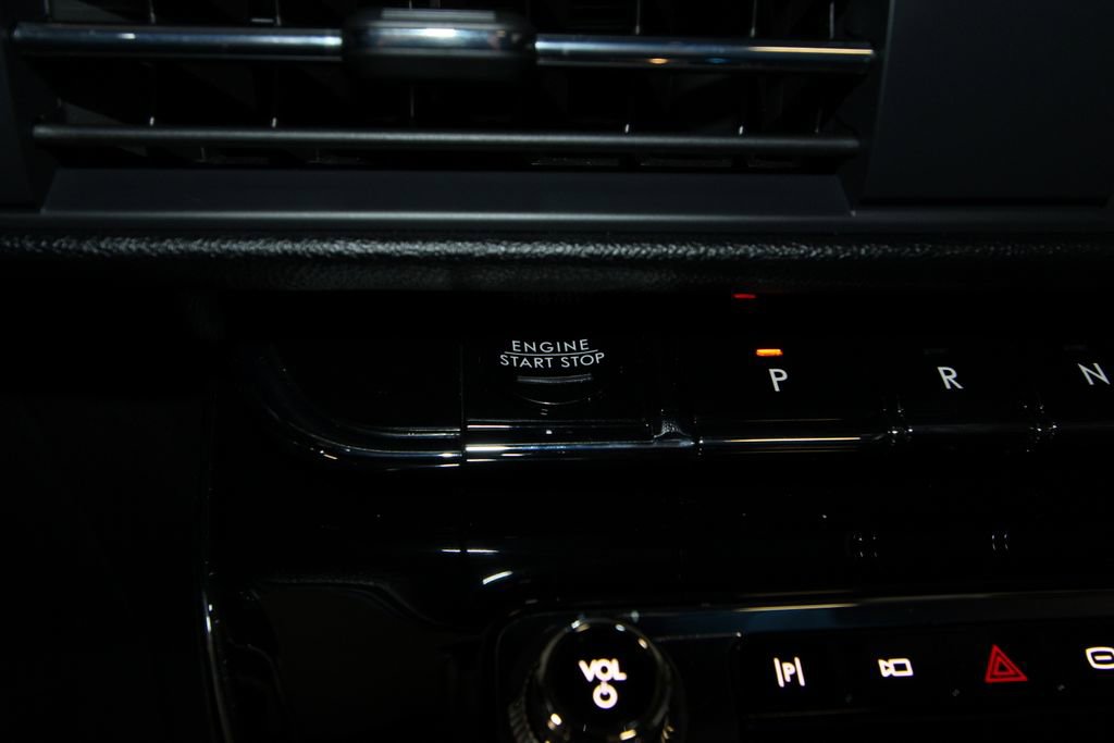 Used 2024 Lincoln Corsair Grand Touring w/ Equipment Group 301A image 13