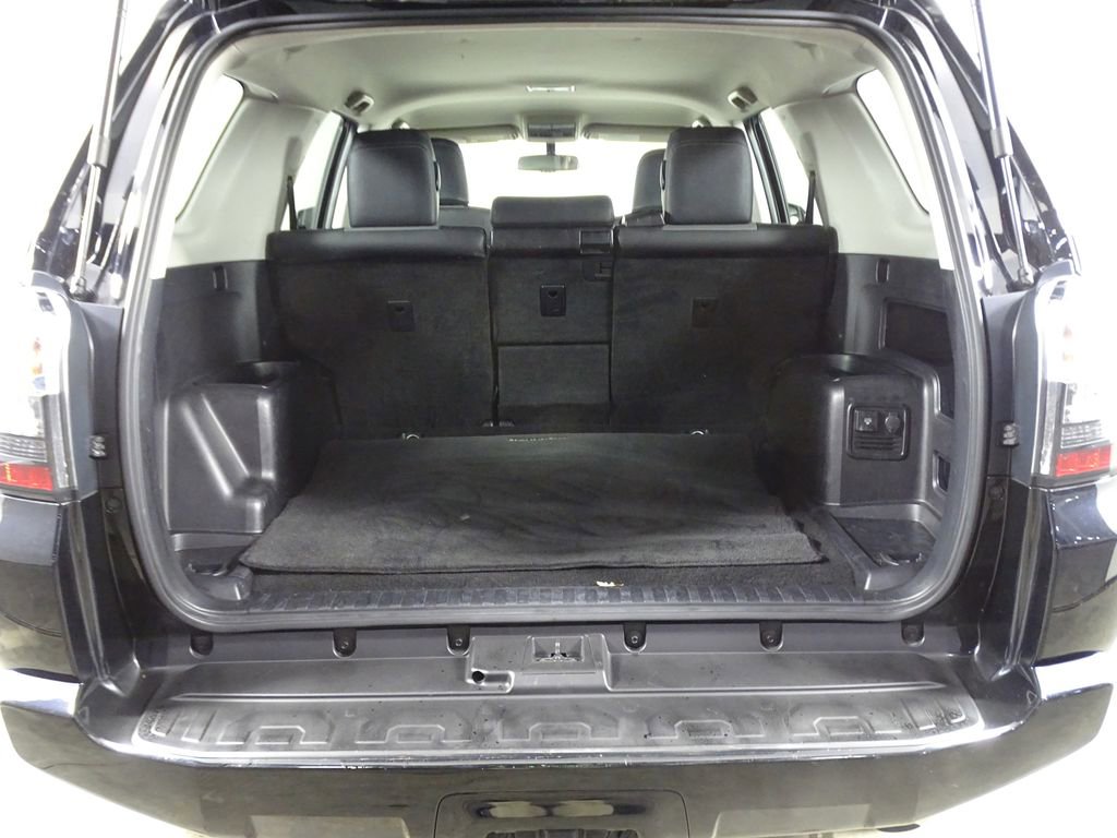 Used 2019 Toyota 4Runner SR5 Premium image 14