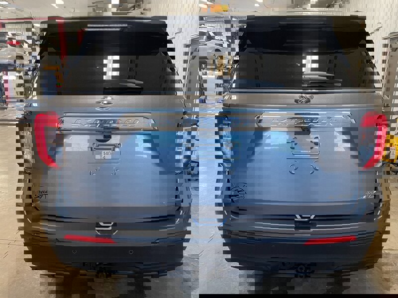 Used 2022 Ford Explorer 4WD w/ Class IV Trailer Tow Package image 35