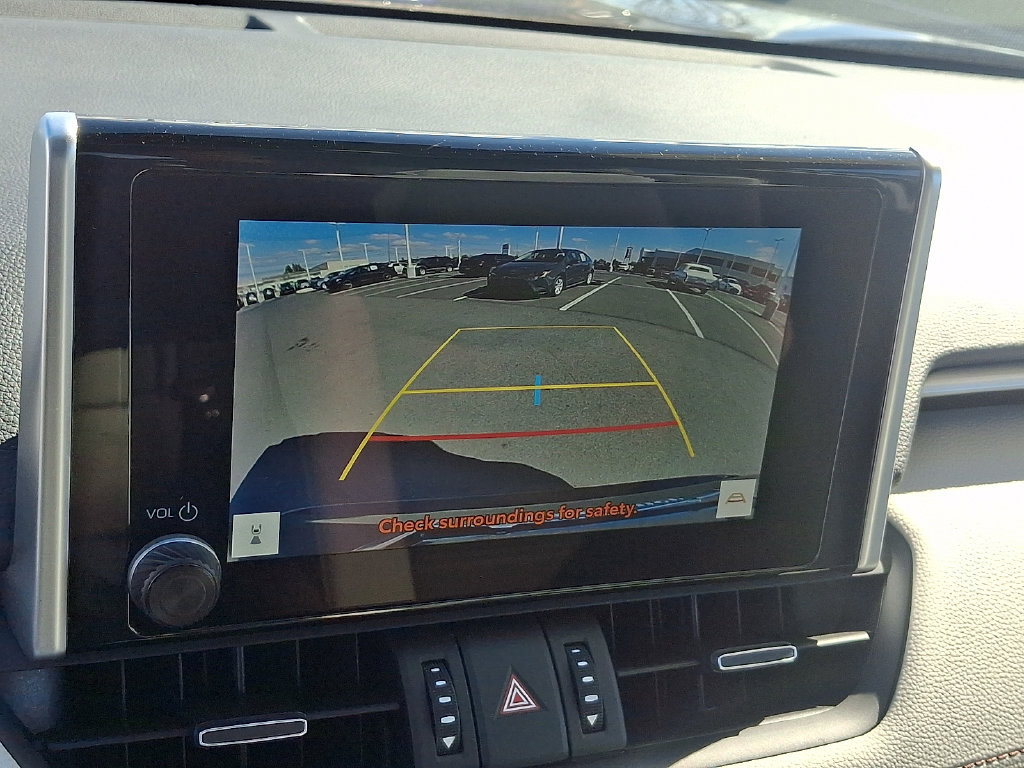 Used 2023 Toyota RAV4 XLE Premium AWD/4WD image 18