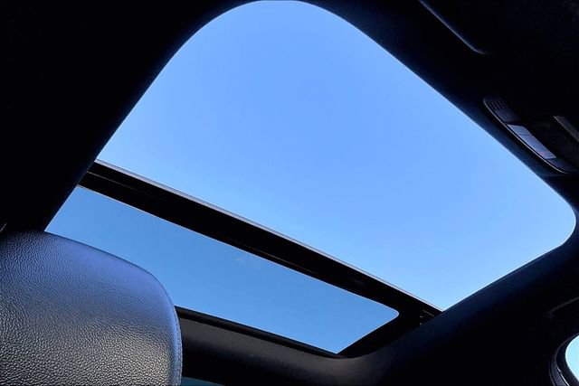 Used 2023 Mercedes-Benz E 350 Sedan image 26