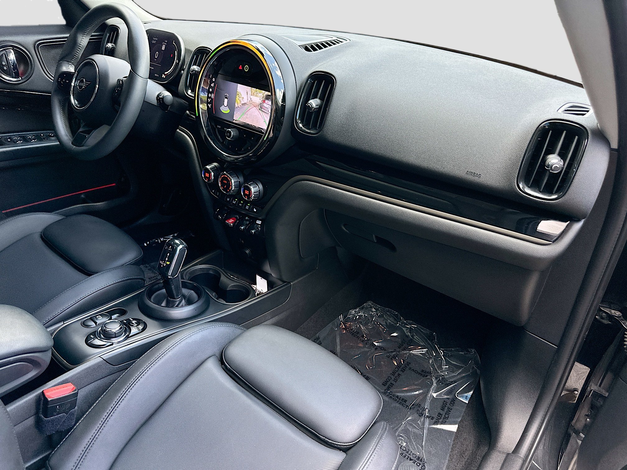 Used 2024 MINI Cooper Countryman S w/ Premium Package FWD image 30