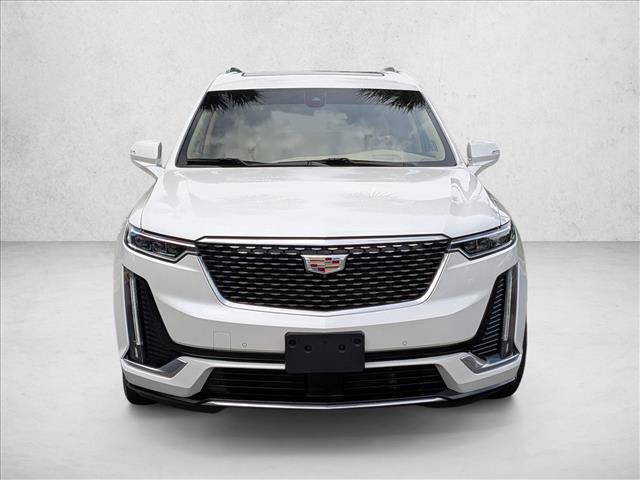 Used 2023 Cadillac XT6 Premium Luxury w/ Platinum Package AWD/4WD image 2