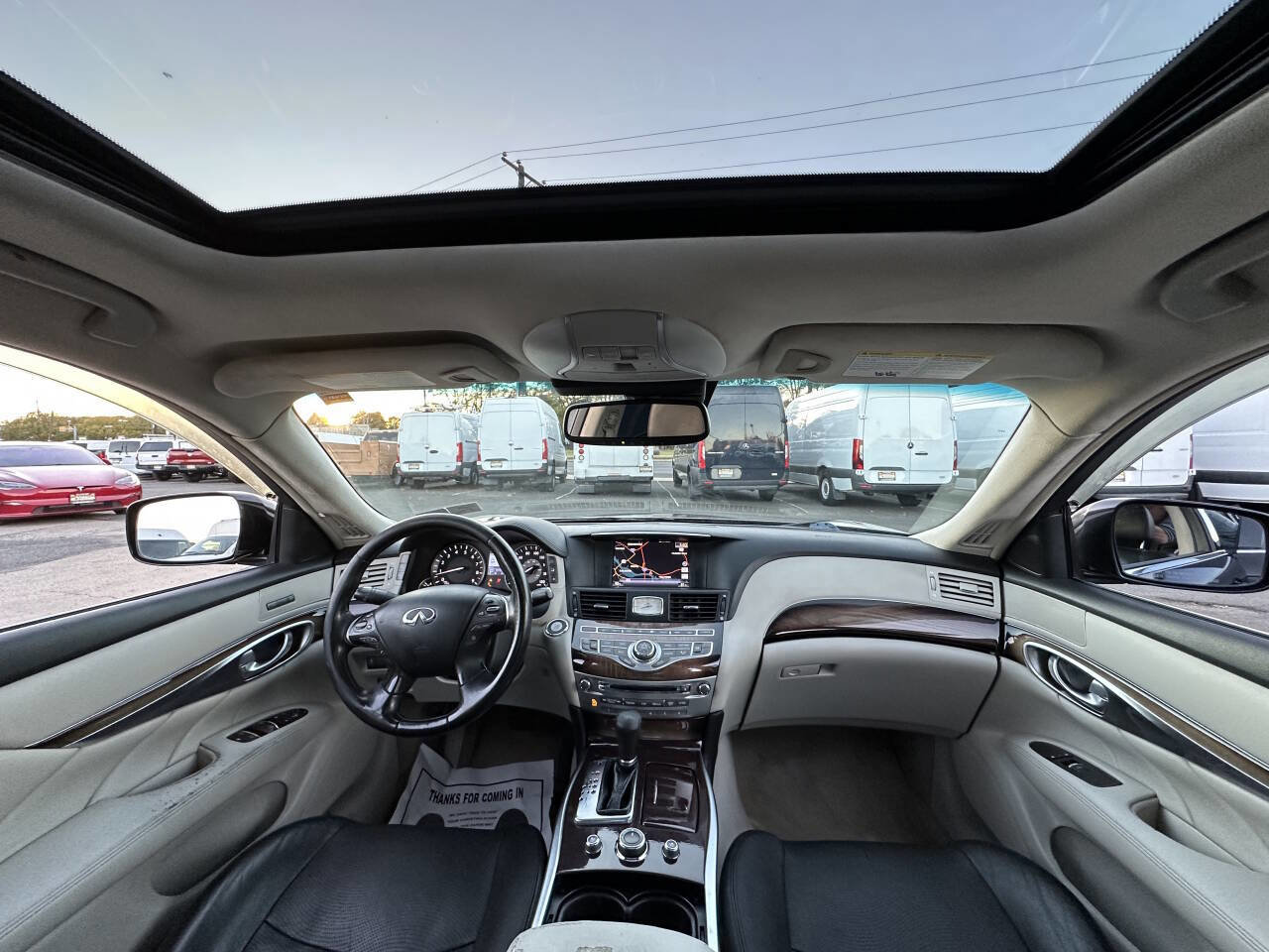 Used 2011 INFINITI M37 x w/ Deluxe Touring Pkg image 16