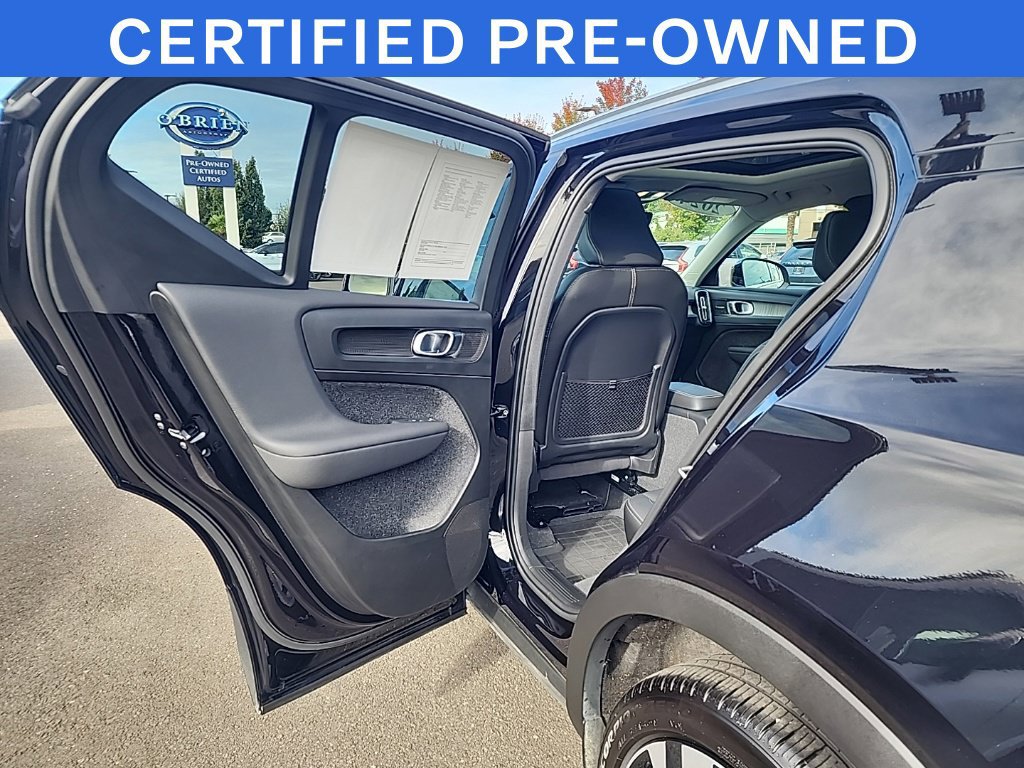 Used 2024 Volvo XC40 B5 Plus w/ Protection Package Premier AWD/4WD image 15