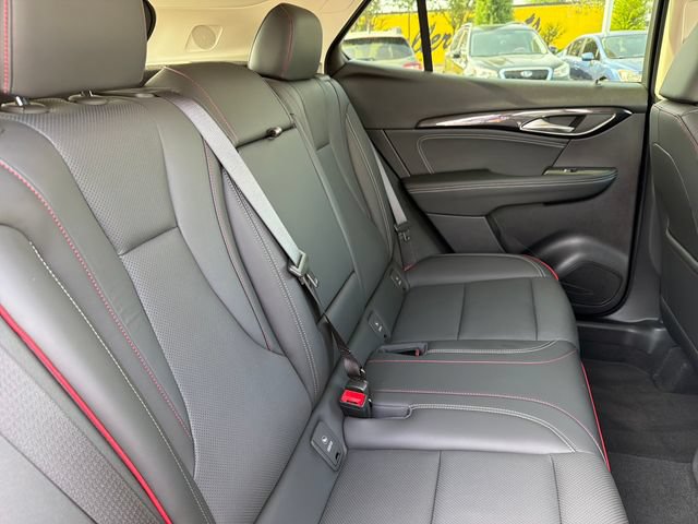 Used 2023 Buick Envision Essence w/ Sport Touring Package AWD/4WD image 28