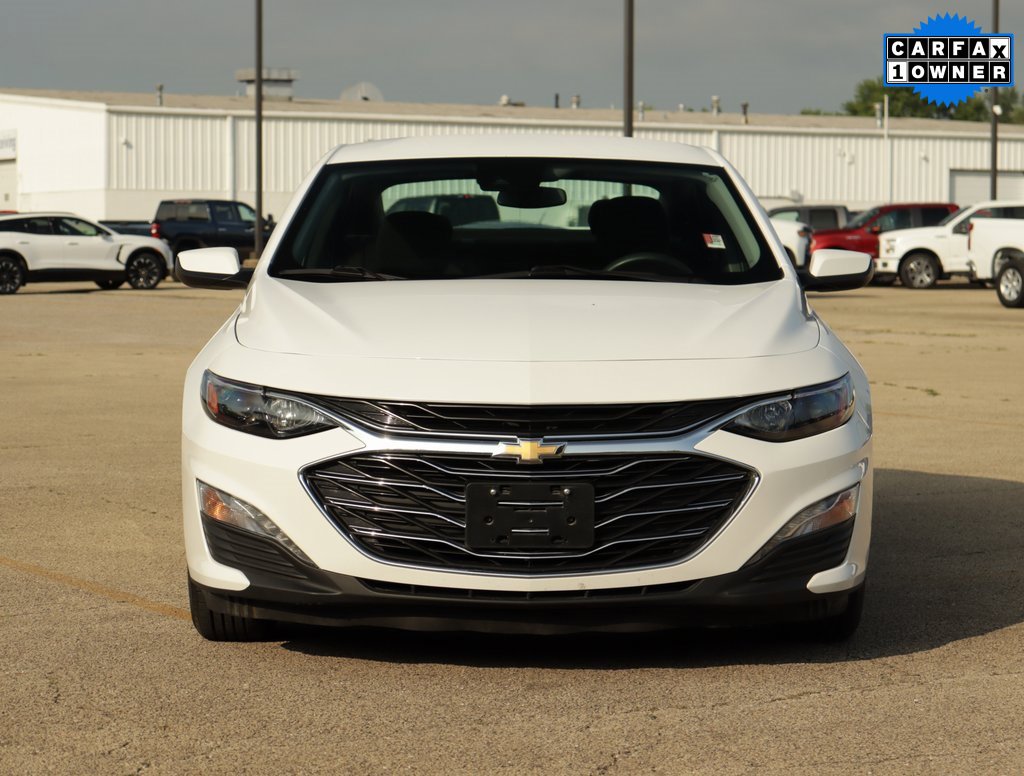 Used 2023 Chevrolet Malibu LT image 2