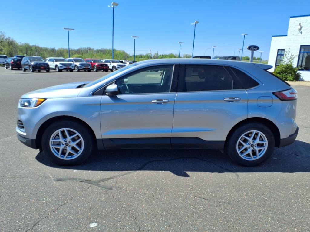 Certified 2023 Ford Edge SEL image 2