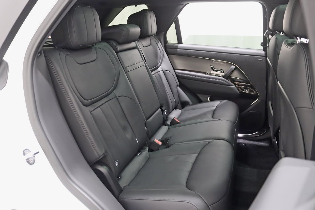 Used 2025 Land Rover Range Rover Sport Dynamic SE AWD/4WD image 31