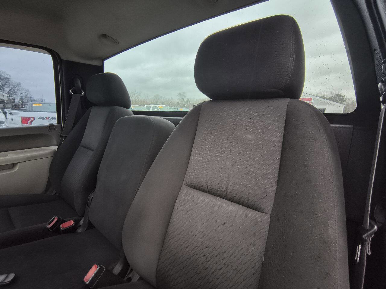 Used 2014 Chevrolet Silverado 2500 W/T w/ Snow Plow Prep Package image 13