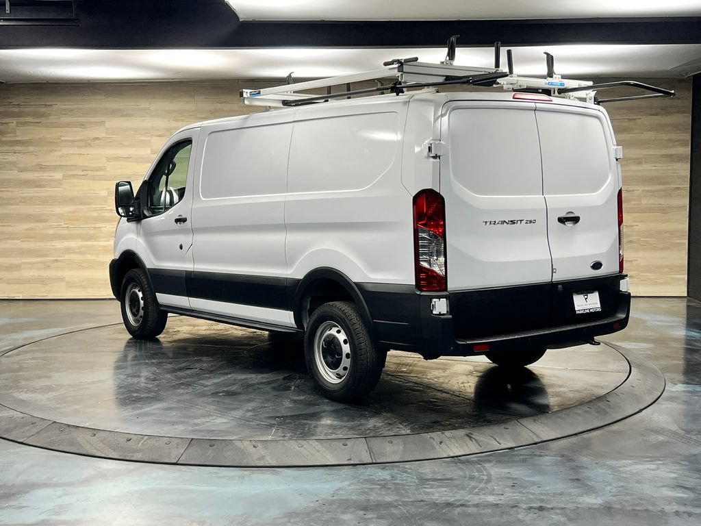 Used 2024 Ford Transit 250 Low Roof RWD image 17