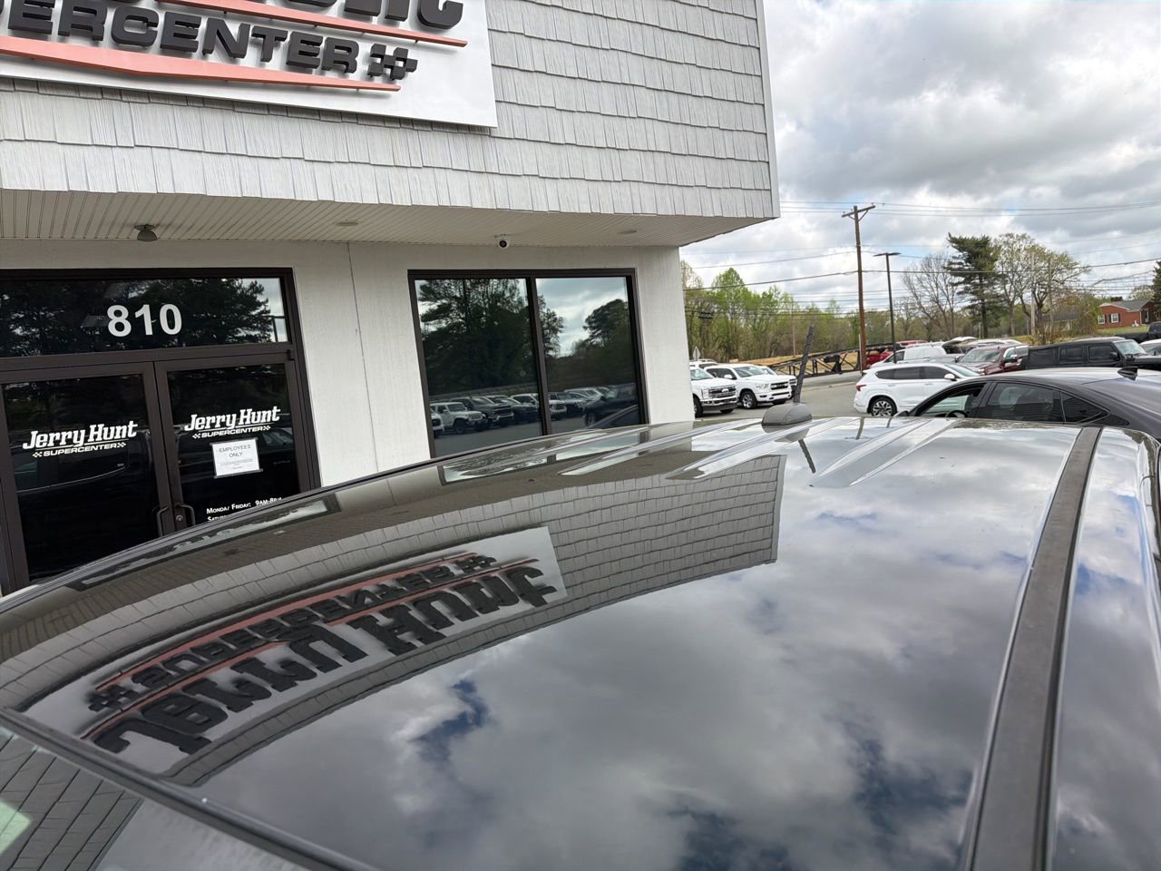 Used 2020 GMC Canyon SLE w/ Driver Alert Package image 12