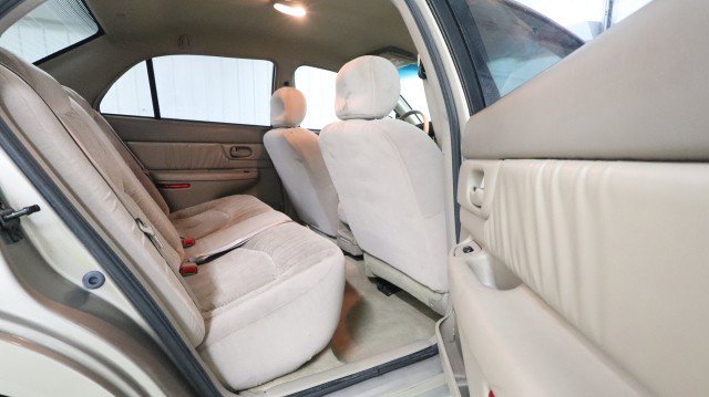 Used 2002 Buick Century Custom w/ Custom Premium Pkg image 11