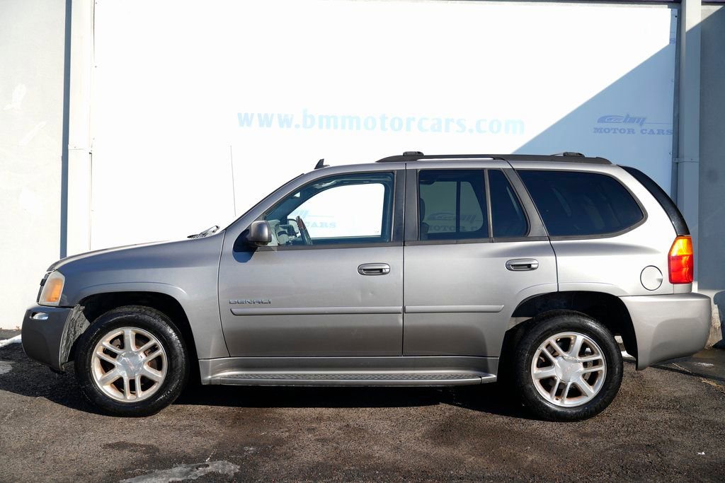 Used 2009 GMC Envoy Denali w/ Sun And 6-Disc Cd Package image 8