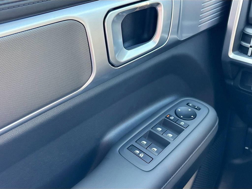 New 2026 Hyundai Santa Fe SEL image 17