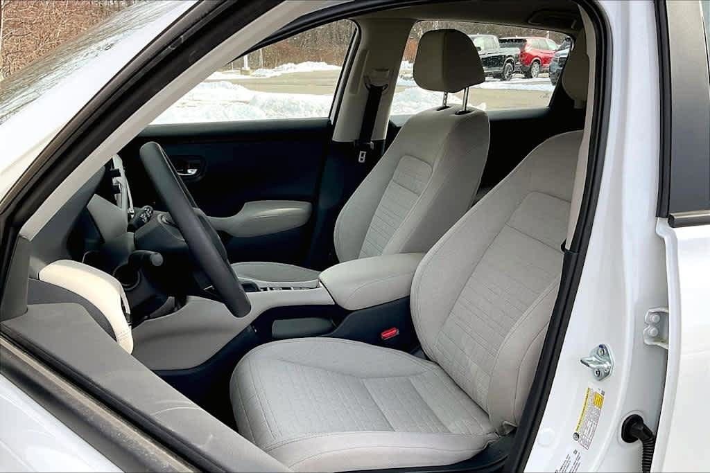 New 2026 Honda HR-V LX image 10