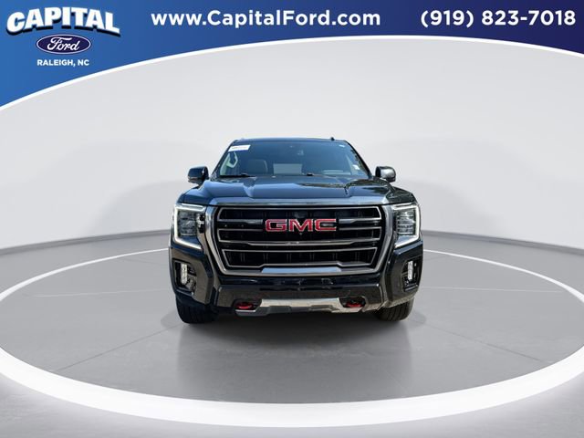 Used 2023 GMC Yukon AT4 w/ AT4 Premium Plus Package AWD/4WD image 3